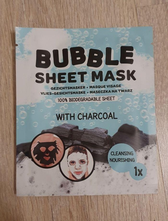 Masque pour le visage feuille au charbon qui bulle - photo numéro 1