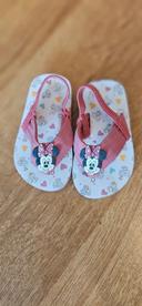 Tongs Minnie taille 21