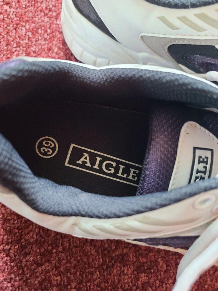 Basket blanche et violette aigle 39 - photo numéro 6