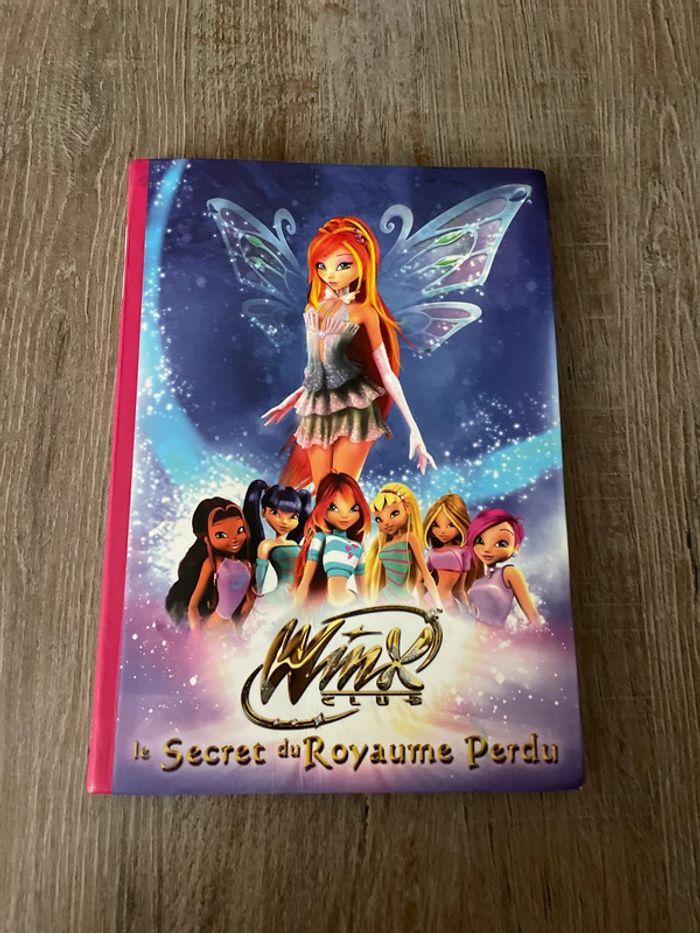 Livre winx - photo numéro 1