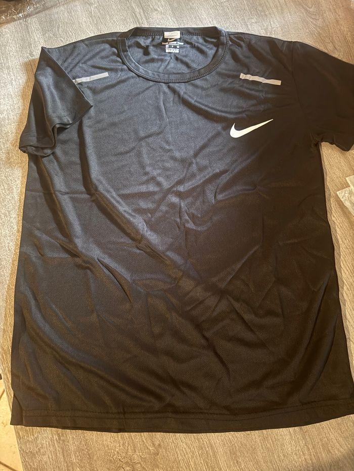 Ensemble Nike tee - photo numéro 2