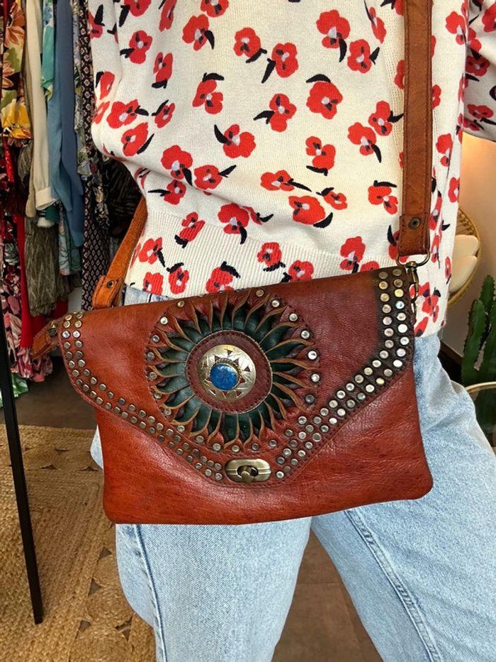 Sac en cuir artisanal bandoulière style bohème “hippie” - photo numéro 5