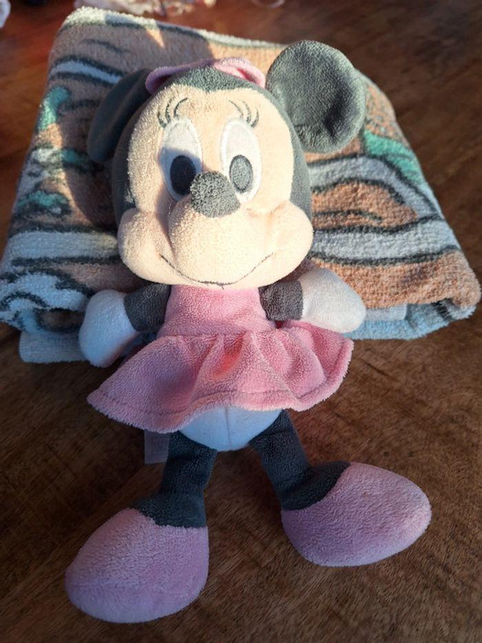 Petite peluche minnie - photo numéro 1