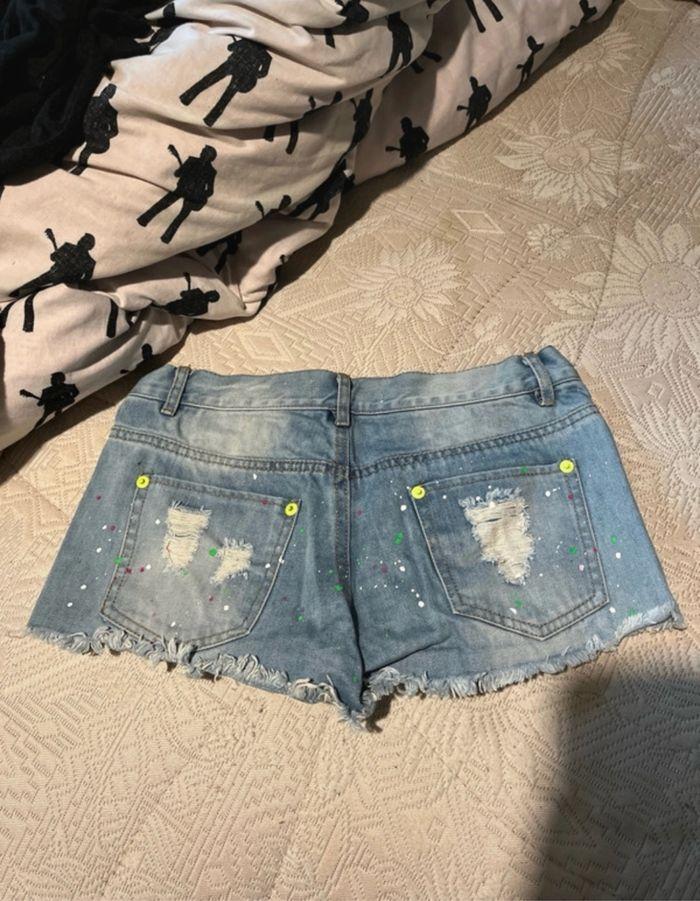 Mini short femme taille S - photo numéro 2