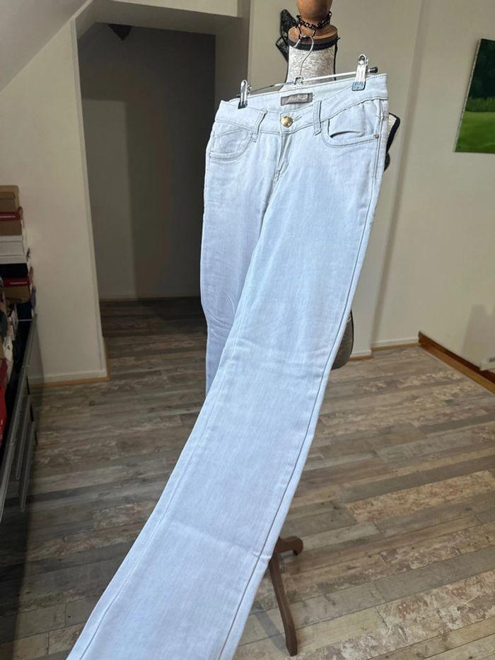 Pantalon gris - photo numéro 3