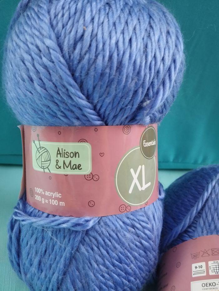 * Lot de 2 pelotes violet-lilas Essentials XL par Alison & Mae - photo numéro 2