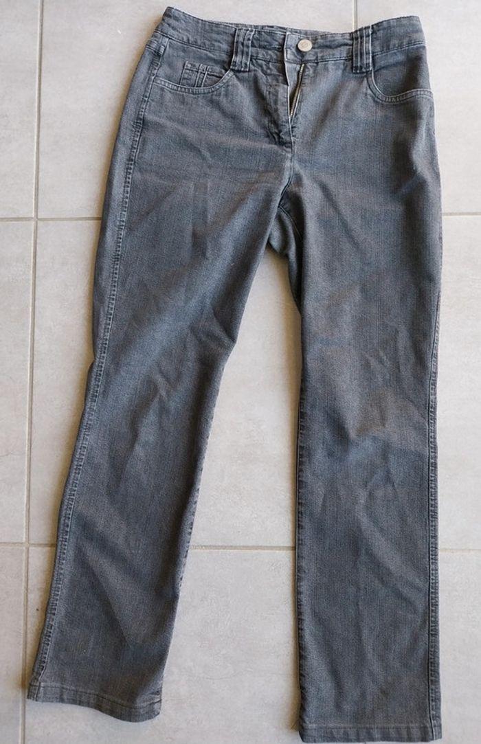 Pantalon gris - photo numéro 1