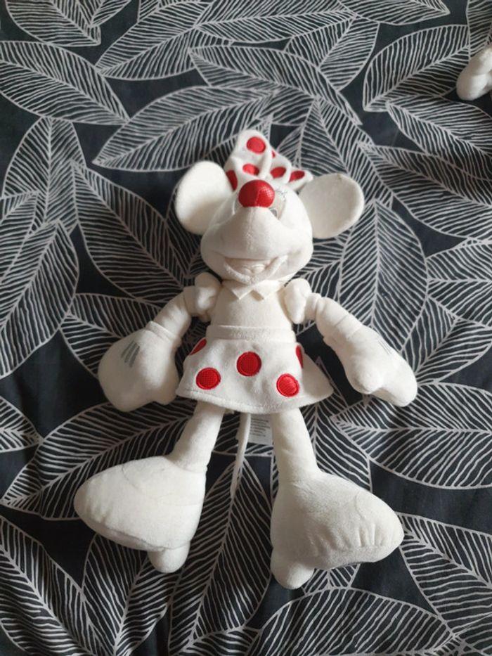 Peluche Minnie 35cm - photo numéro 1