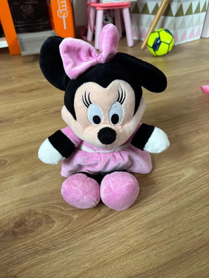 Peluche Minnie - photo numéro 1