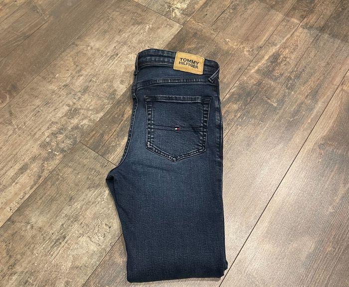 Superbe jean Tommy Hilfiger 12 ans Dark blue - photo numéro 2