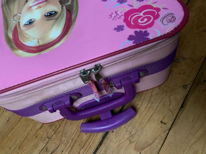 Valise à roulettes Barbie Mattel - photo numéro 2