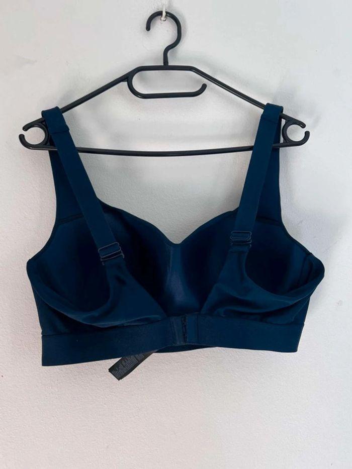 Soutien gorge bleu - photo numéro 4