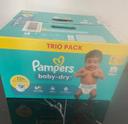 Un pack de 174 couches Pampers Babydry taille 2