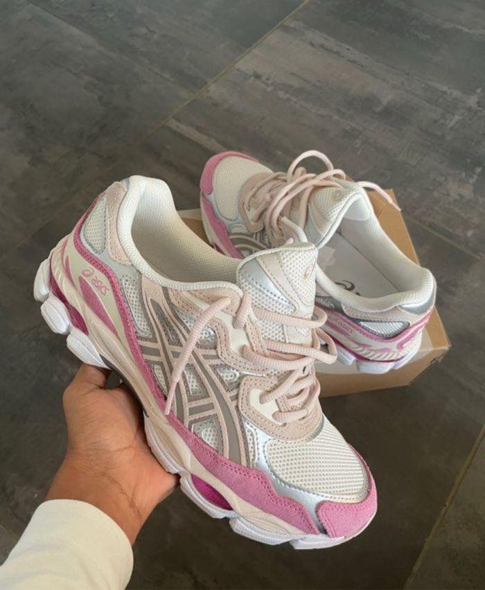 Baskets ASICS Gel NYC crème beige minéral rose - photo numéro 9