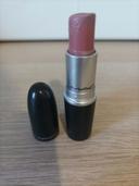 Rouge à lèvre Mac "Modesty"