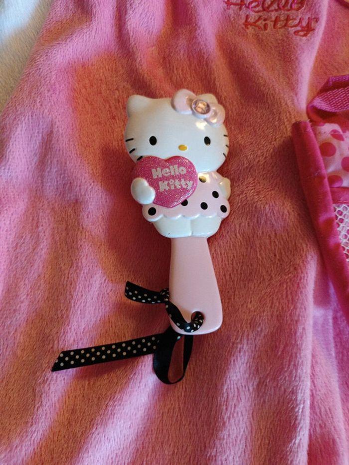 Déguisement costume enfant fille pyjama hello Kitty velours brosse brush césar 3 / 4 / 5 ans - photo numéro 2