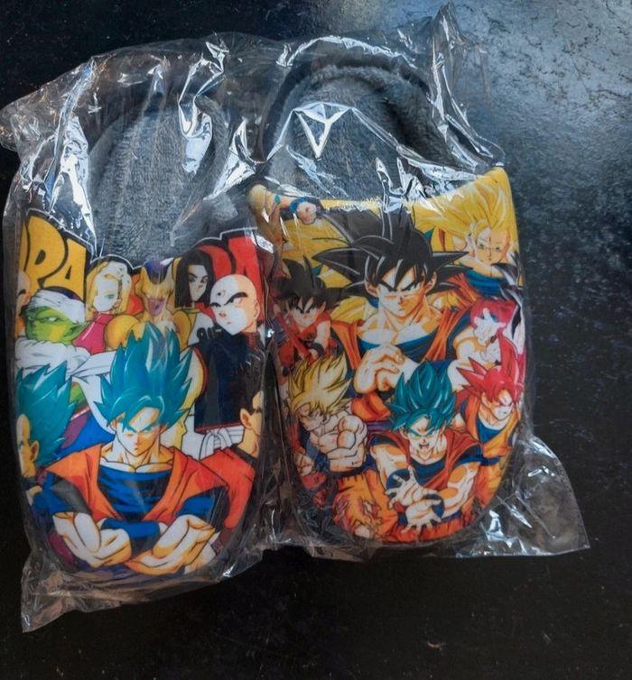 Pantoufle dragon Ball 36/37 neuve