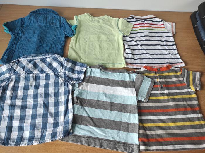 Lot été : 2 chemises + 4 t-shirts+ 2 shorts - photo numéro 2