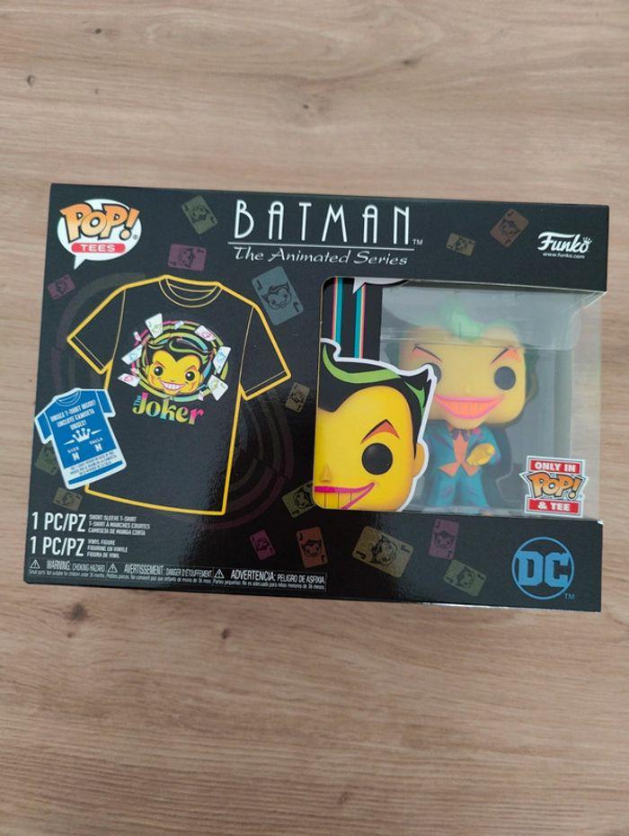 Pop Funko Batman et tee-shirt Joker taille M - photo numéro 6