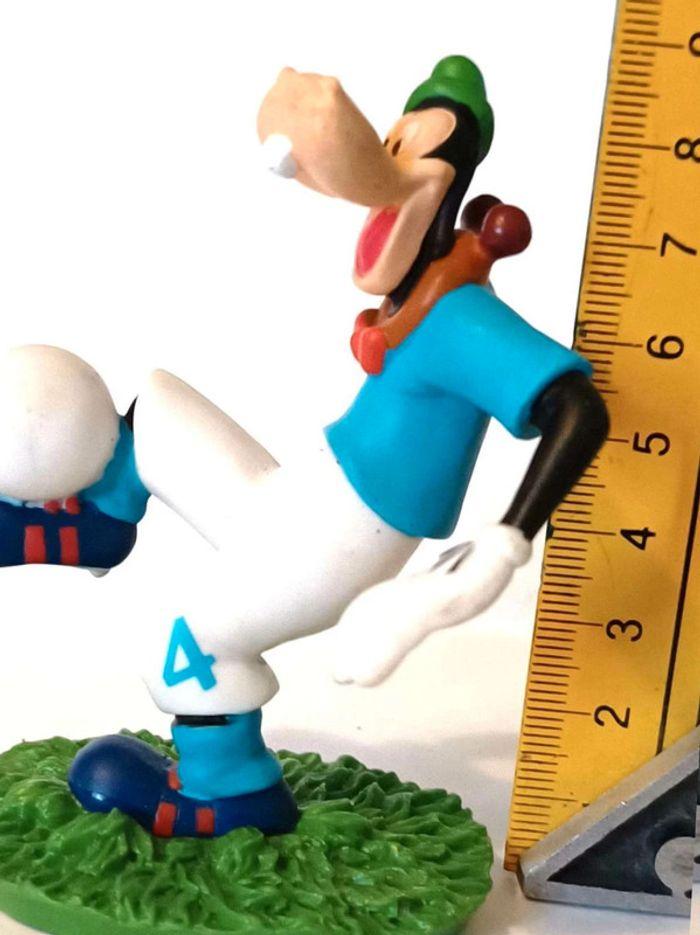 Figurine  disney  jouet  horace footballeur - photo numéro 3