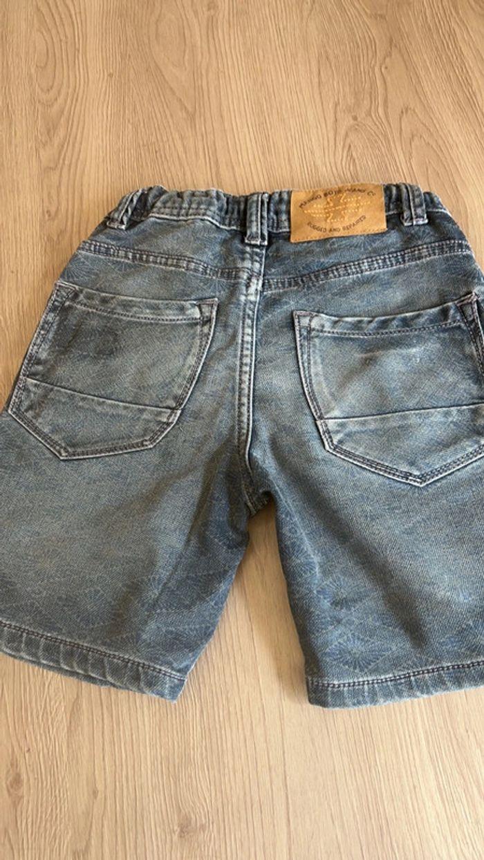 Short jeans Mango taille 4/5 ans - photo numéro 3