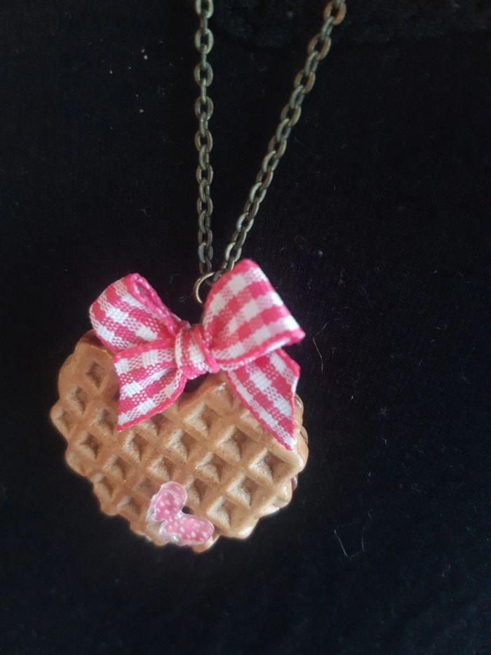 collier long doré gaufre biscuit coeur miniature - photo numéro 15