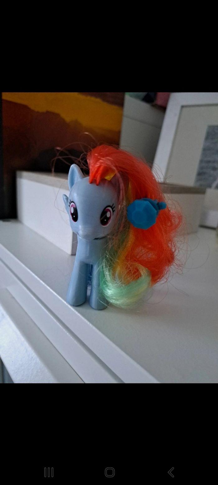 My little pony g4 rainbow dash - photo numéro 1