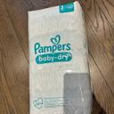 Couches Pampers taille 3