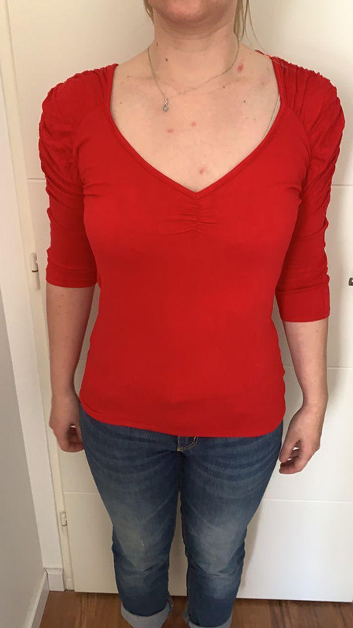 T-shirt manches 3/4 rouge vif taille M - photo numéro 6