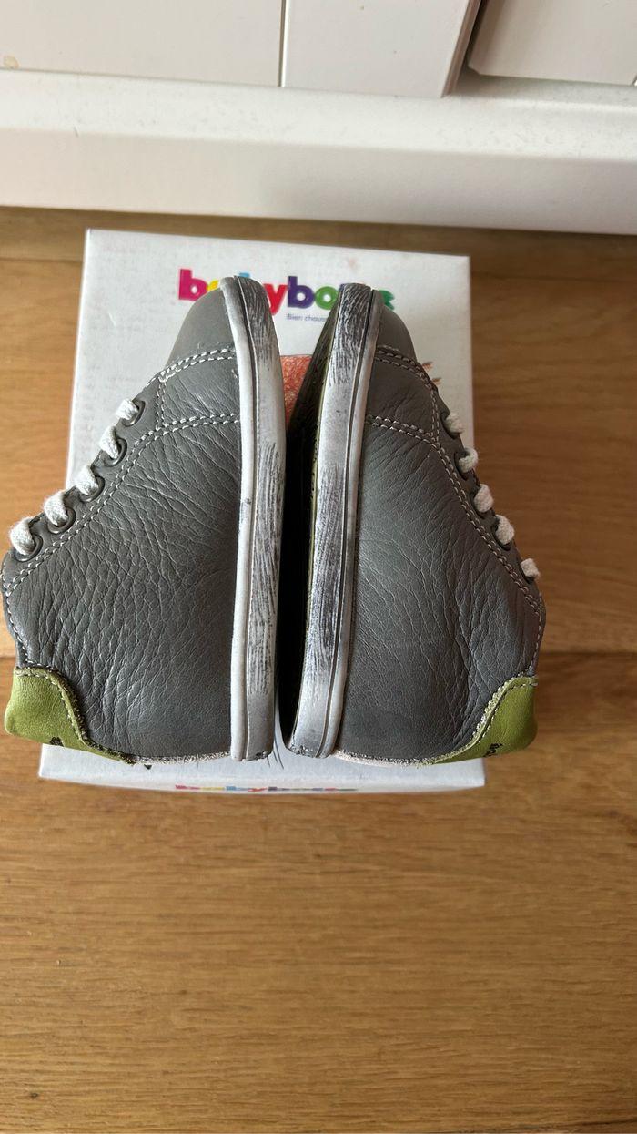 Chaussures premiers pas Babybotte neuves pointure 18 - photo numéro 3