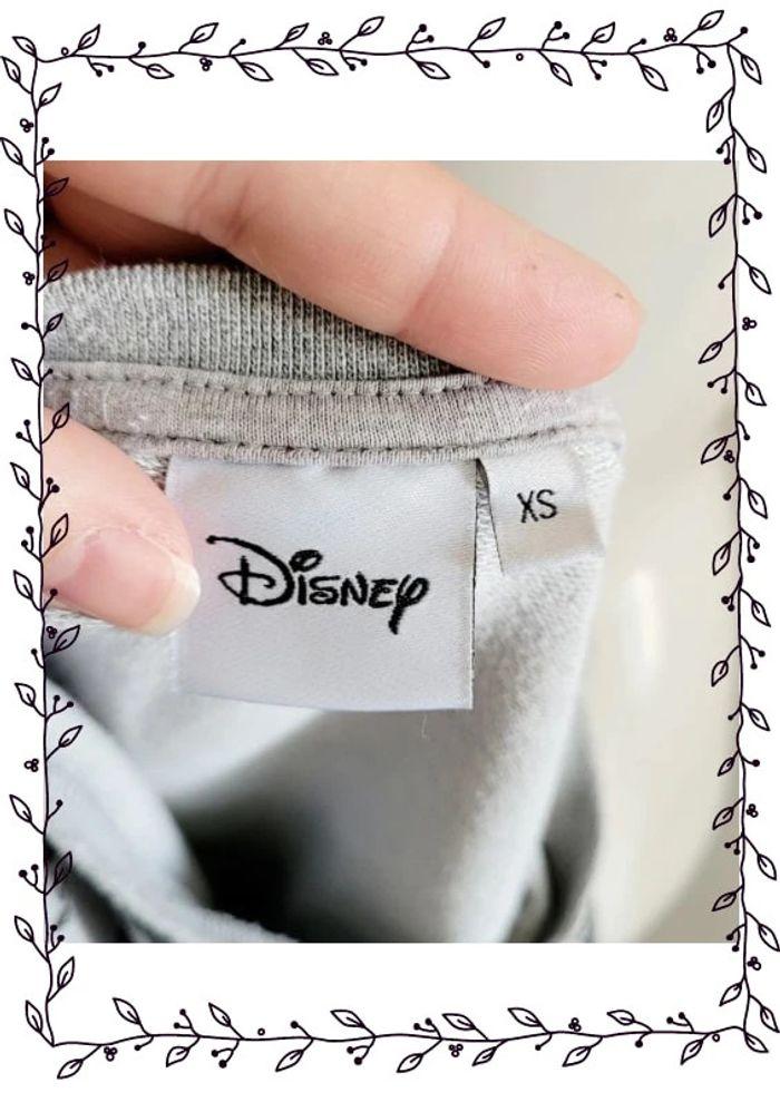 Joli pull Mickey Disney XS (34) - photo numéro 4