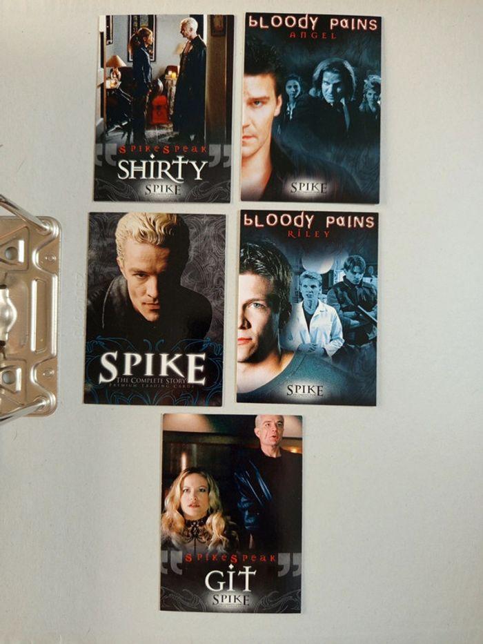 Lot 5 Cartes buffy the vampire slayer - photo numéro 1