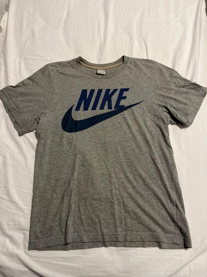 T shirt Nike - photo numéro 1