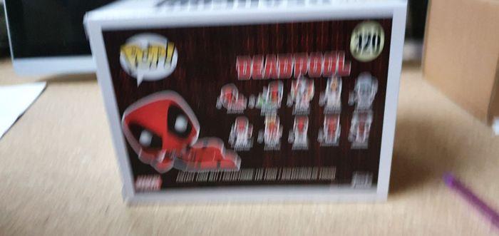 Funko pop Deadpool # 320, Diamond, exclu Hot Topic - photo numéro 5