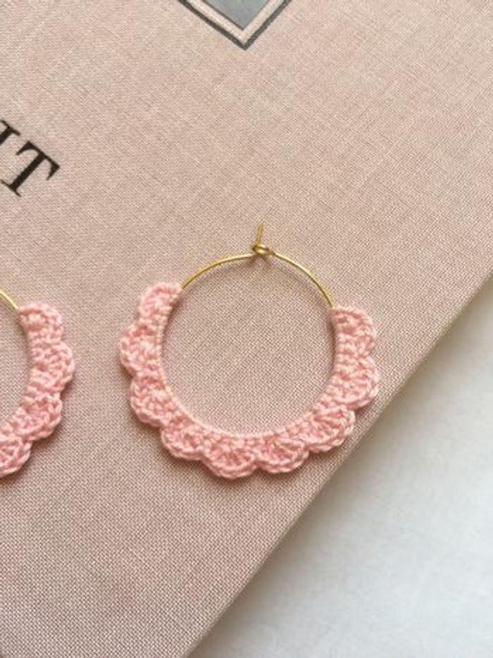 Boucles d‘oreilles crochet rose - photo numéro 2