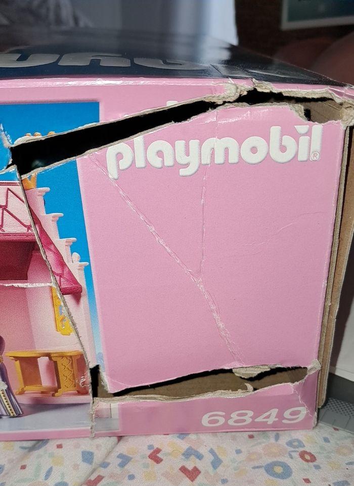 Château  Playmobil  fille 6849 - photo numéro 4