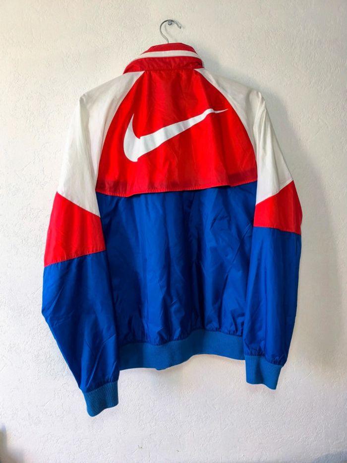 Veste coupe vent Nike bleu et rouge taille M comme neuve - photo numéro 2