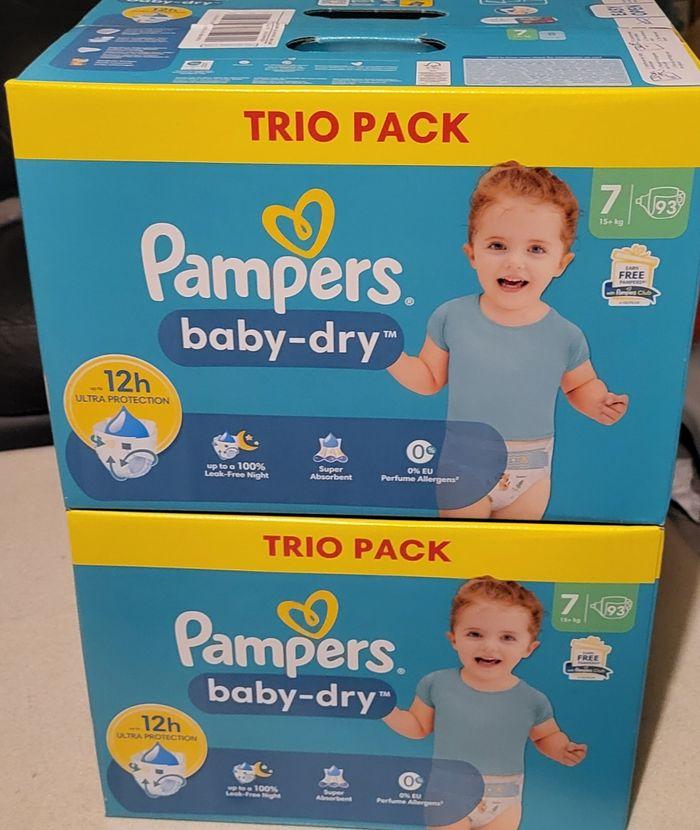 Couches Pampers baby dry T7 TRIO PACK