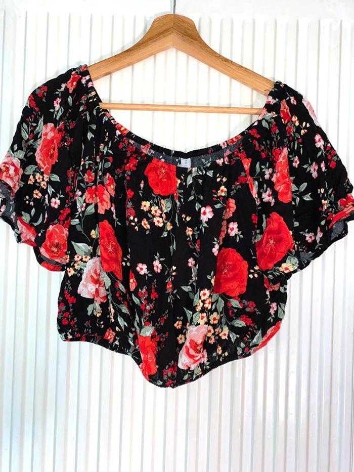 Crop top Amisu à fleurs - taille S - photo numéro 2