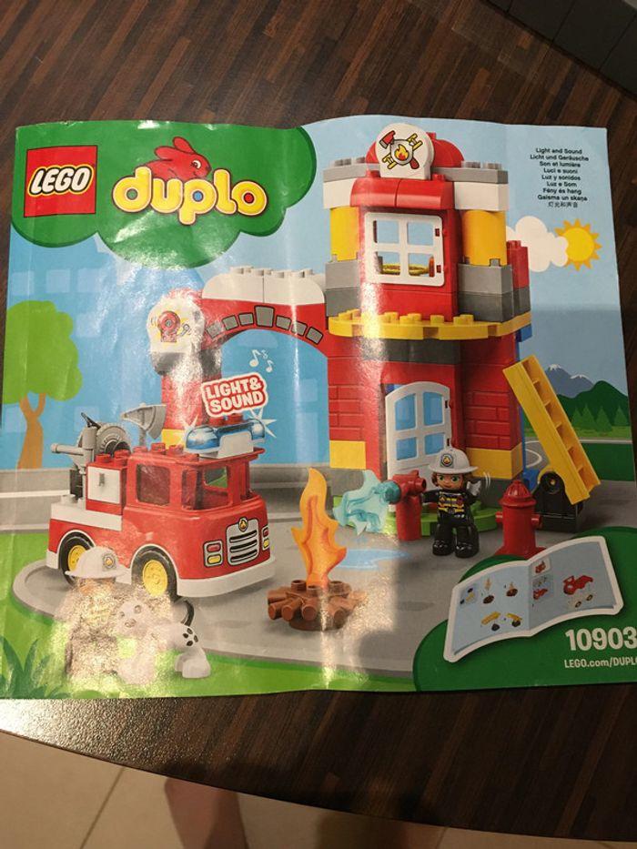 La caserne des pompiers 10903 Lego Duplo - photo numéro 1