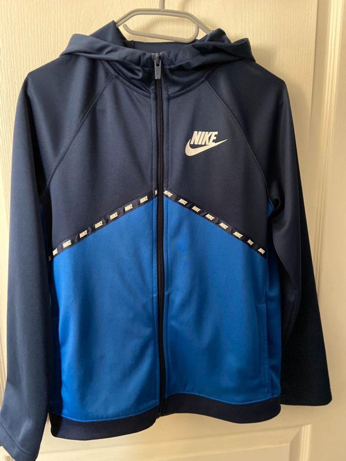 Veste Nike - 12 Ans - photo numéro 1