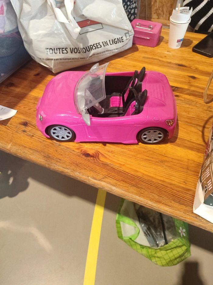 Voiture barbie - photo numéro 2