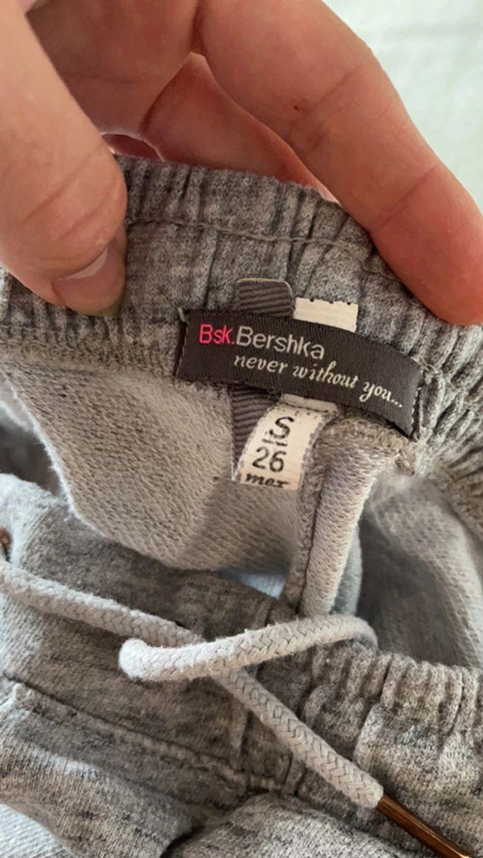 Jogging bershka neuf gris s - photo numéro 2