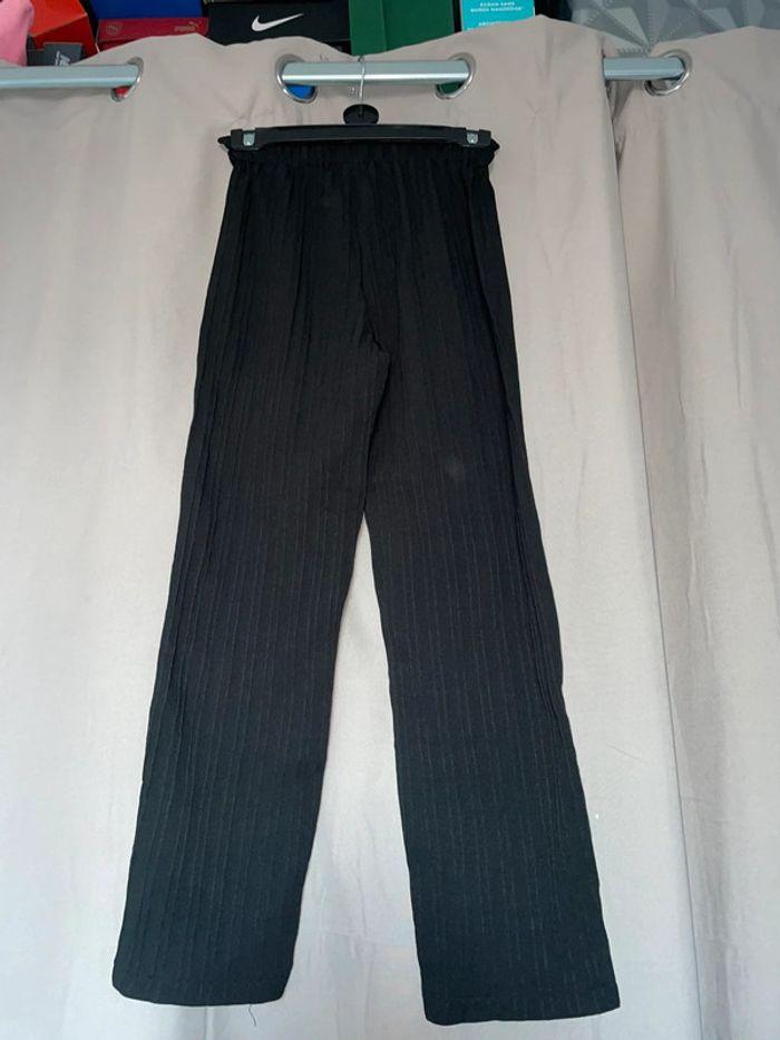 Pantalon noir neuf taille 10 ans - photo numéro 4