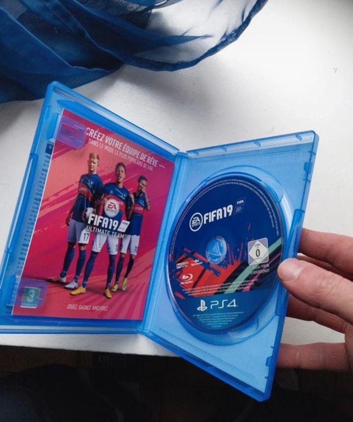 Jeux ps4 FIFA  19 - photo numéro 3