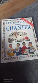 Livre les enfants aiment chanter