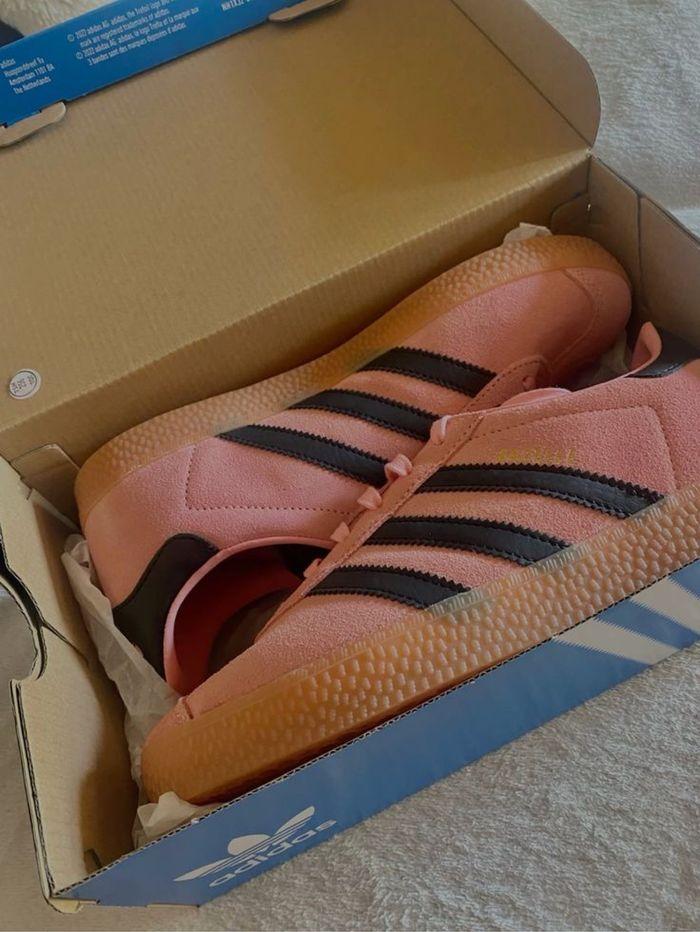 Gazelle Adidas rose