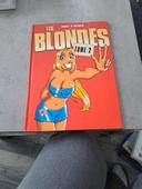 Les blondes 2