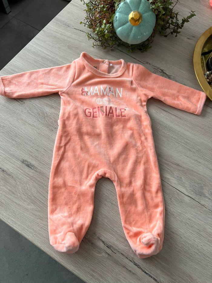 Pyjama / grenouillère velour chaud corail taille 3 mois - photo numéro 2