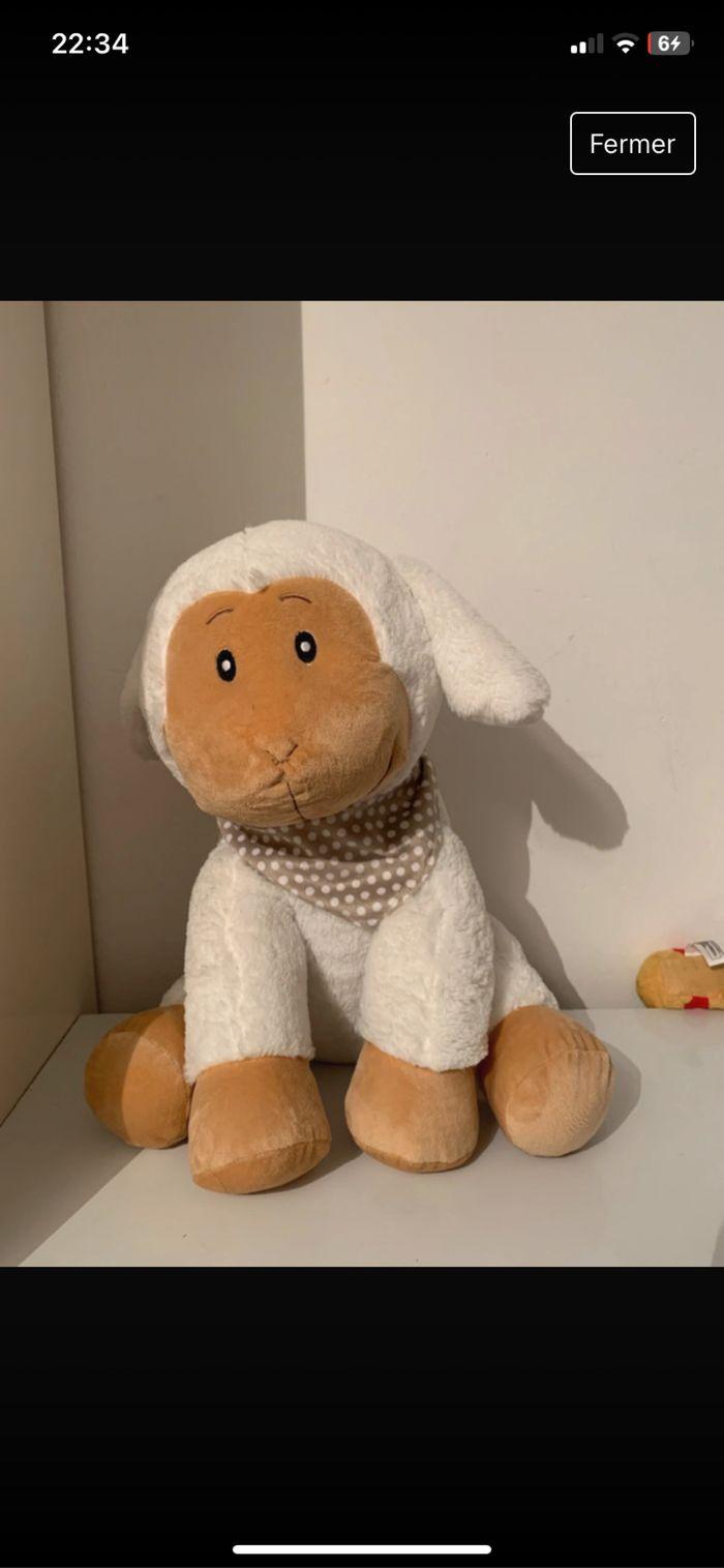 Peluche mouton